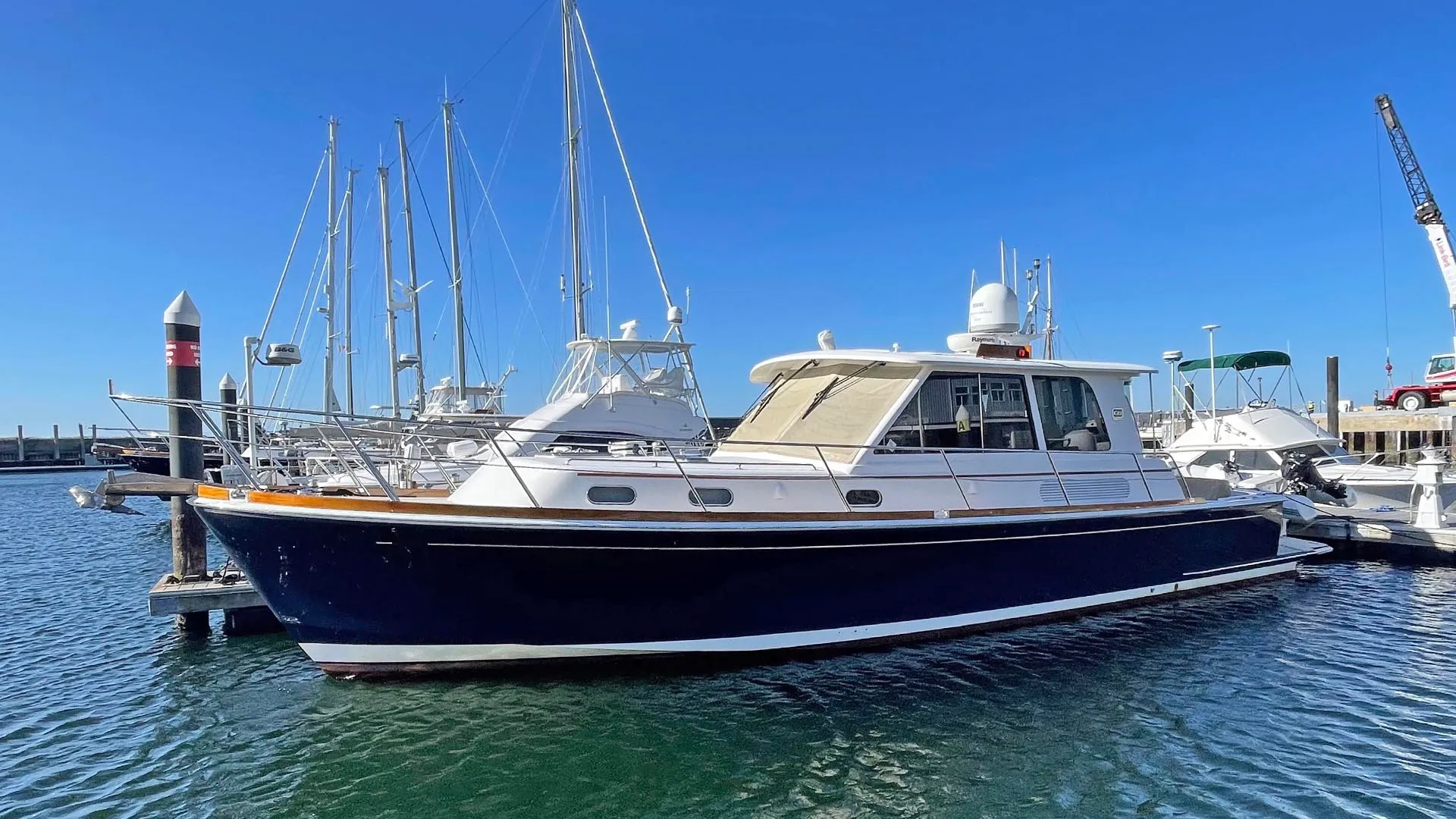 WOLF Wellington Yacht Sales Brokerage, New, Preowned, Power